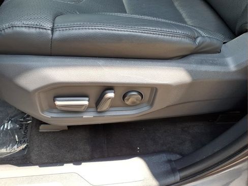 Used 2023 Toyota Tundra Limited AWD/4WD image 20