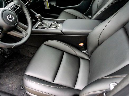 New 2026 MAZDA MAZDA3 2.5 S Sedan w/ Preferred Pkg image 10