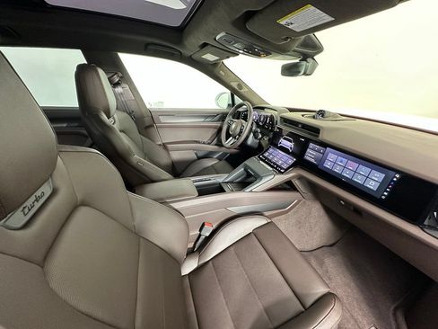 New 2026 Porsche Cayenne Turbo AWD/4WD image 46