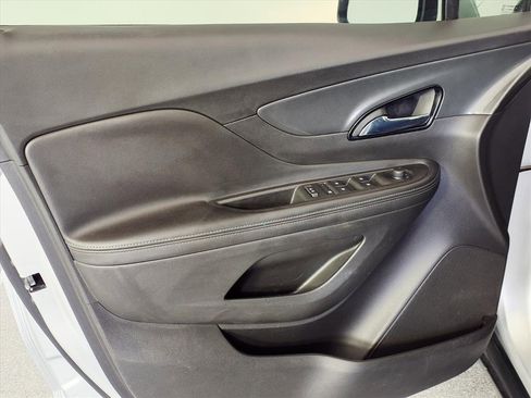 Used 2018 Buick Encore Preferred image 25