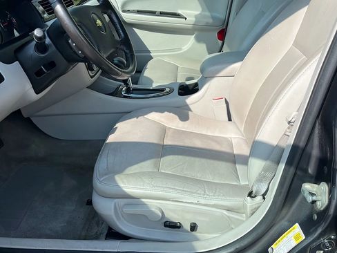 Used 2012 Chevrolet Impala LTZ image 9