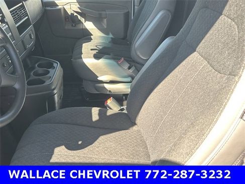 Used 2024 GMC Savana 2500 w/ Driver Convenience Package image 15