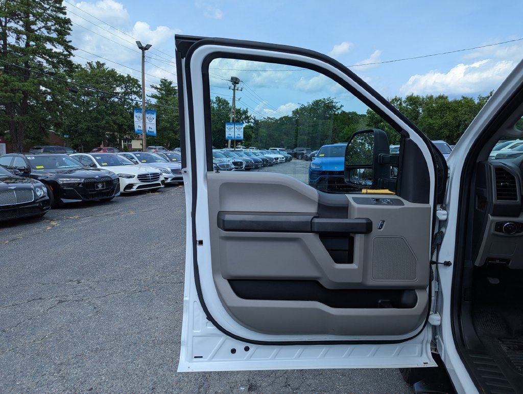 Used 2022 Ford F250 XL w/ Power Equipment Group AWD/4WD image 11