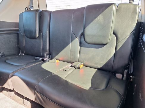 Used 2023 Nissan Armada SL w/ Captain's Chairs Package RWD image 10