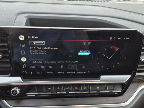 Certified 2022 GMC Sierra 1500 SLT w/ SLT Convenience Package image 28