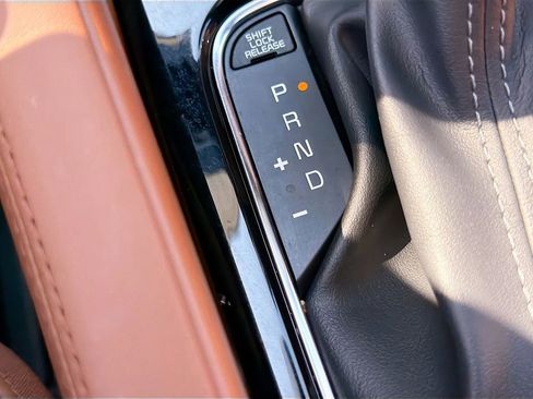 Used 2024 Kia Telluride SX Prestige X-Line AWD/4WD image 36