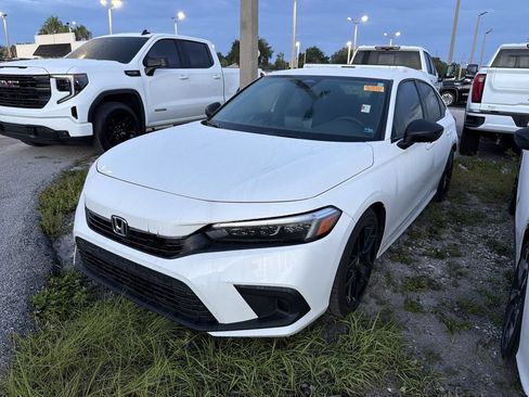 Used 2024 Honda Civic Sport image 10
