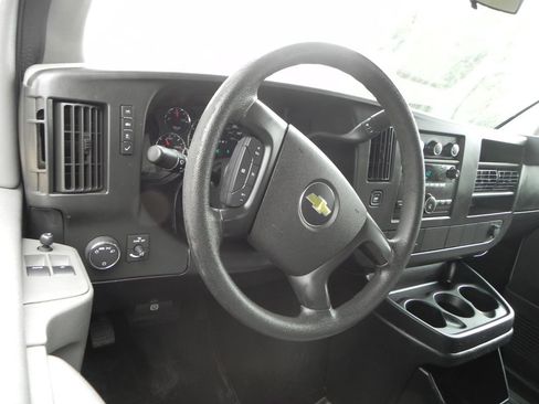 Used 2012 Chevrolet Express 3500 LS image 10