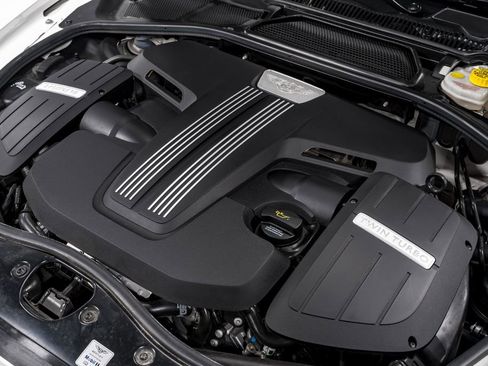 Used 2018 Bentley Flying Spur S V8 image 43