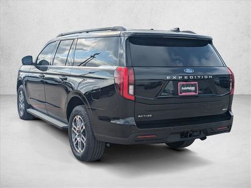 New 2025 Ford Expedition Max Active image 9
