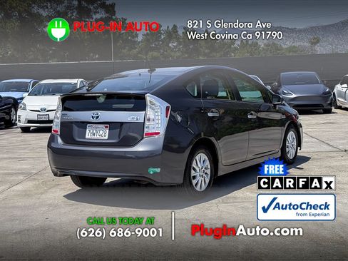 Used 2015 Toyota Prius Prime Advanced FWD image 4