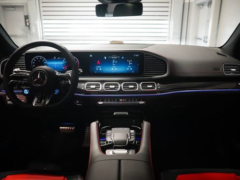 New 2026 Mercedes-Benz GLE 53 AMG 4MATIC Coupe image 17