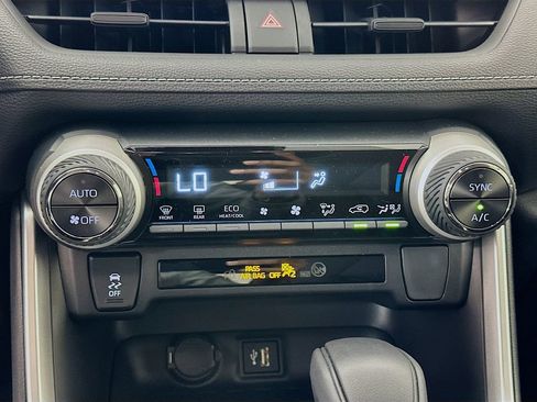 Certified 2025 Toyota RAV4 LE image 15