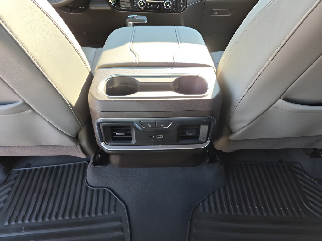 Used 2023 Chevrolet Silverado 1500 LTZ w/ LTZ Premium Package AWD/4WD image 30