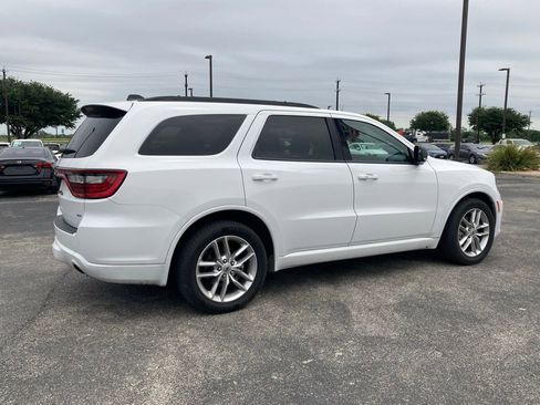Used 2024 Dodge Durango GT RWD image 4