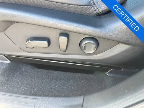 Used 2026 Subaru Forester Premium AWD/4WD image 11