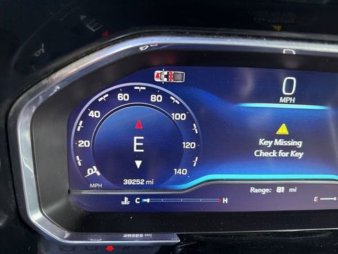 Used 2024 Chevrolet Silverado 2500 LT image 12