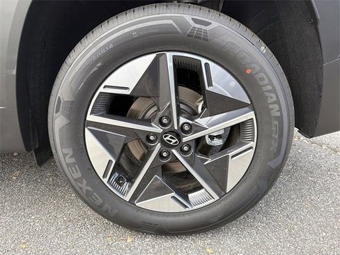 New 2026 Hyundai Tucson SEL image 20