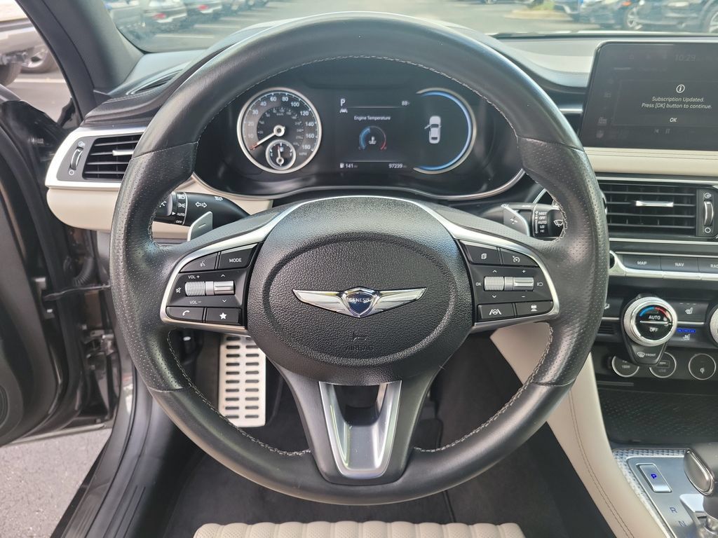 Used 2023 Genesis G70 2.0T w/ Sport Prestige Package RWD image 29