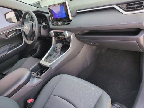 Certified 2025 Toyota RAV4 XLE w/ Convenience Package image 22
