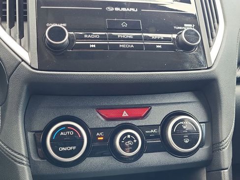 Used 2020 Subaru Crosstrek 2.0i image 27