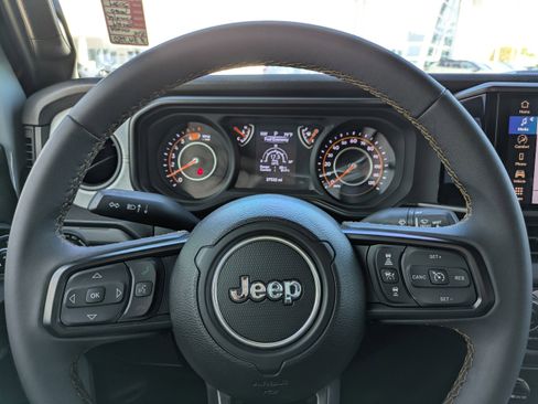 Used 2024 Jeep Wrangler Sport S image 25