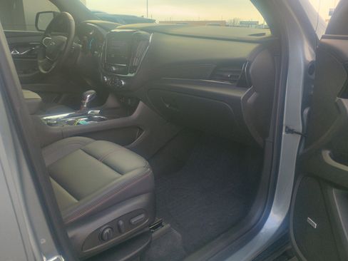 Used 2023 Chevrolet Traverse RS w/ LPO, Floor Liner Package image 20