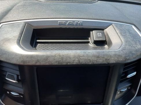 Used 2022 RAM 2500 Big Horn w/ Snow Chief Group AWD/4WD image 40