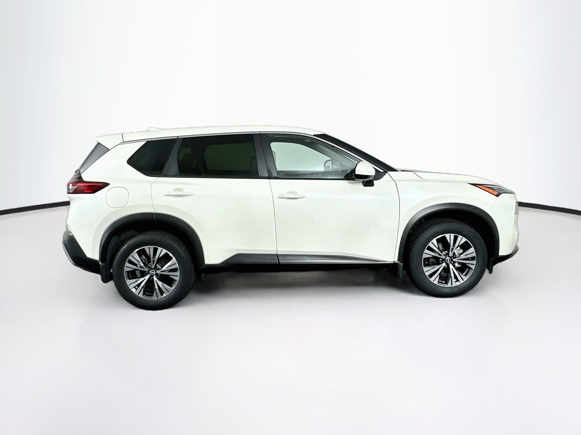 Used 2023 Nissan Rogue SV FWD image 10