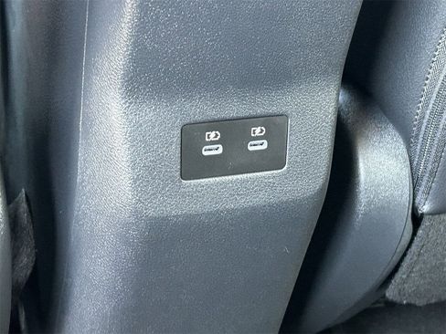 New 2026 Nissan Kicks SR image 14