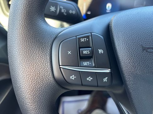 New 2025 Ford Maverick XL w/ Equipment Group 102A image 15