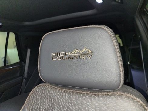 Used 2024 Chevrolet Tahoe High Country w/ Premium Package image 15