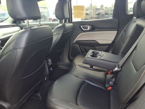 Used 2024 Jeep Compass Limited AWD/4WD image 14
