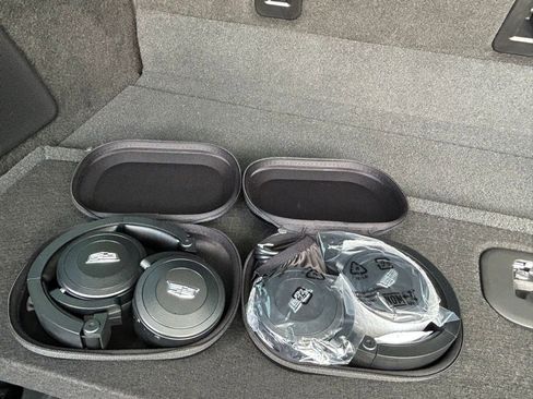 Used 2024 Cadillac Escalade ESV Sport Platinum w/ LPO, ONYX Package image 61