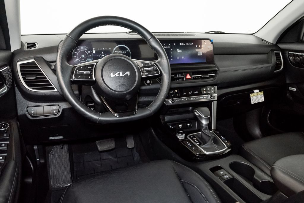 New 2025 Kia Seltos SX w/ SX Sunroof Package AWD/4WD image 7