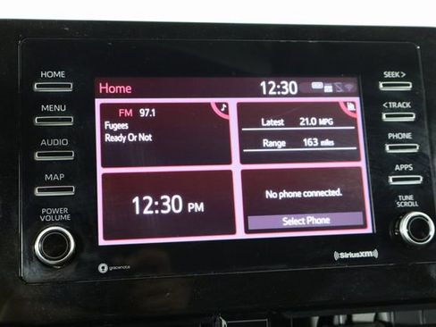 Used 2024 Toyota Camry SE image 30