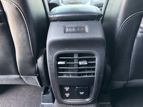Certified 2019 Lincoln MKC Reserve w/ MKC Technology Package FWD image 16