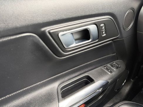 Used 2020 Ford Mustang Premium RWD image 11