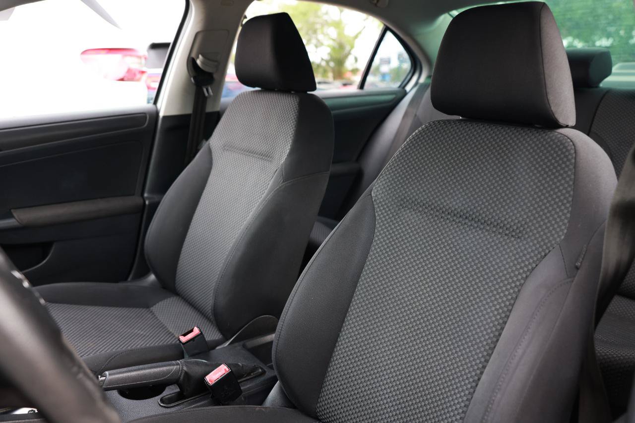 Used 2012 Volkswagen Jetta S FWD image 6