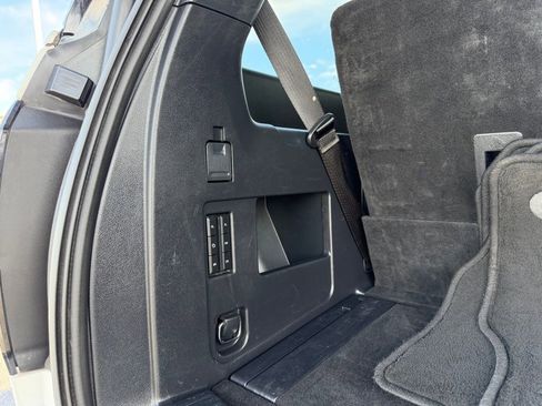 Used 2024 Ford Expedition Limited image 44