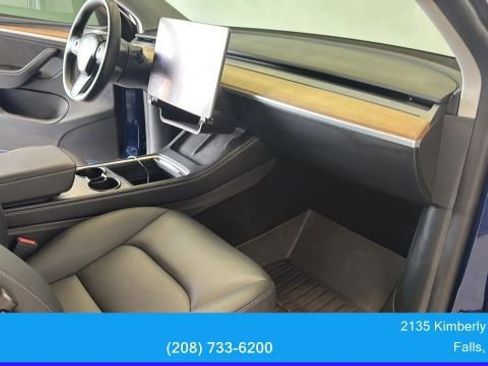 Used 2023 Tesla Model Y Long Range AWD/4WD image 41