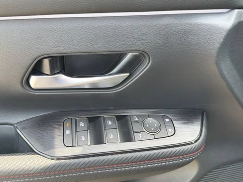 New 2026 Nissan Kicks SR FWD image 20