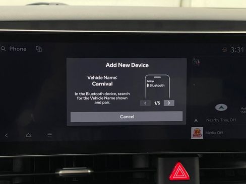 Used 2025 Kia Carnival FWD image 24