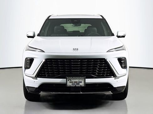 New 2026 Buick Enclave Avenir w/ Super Cruise Package image 2