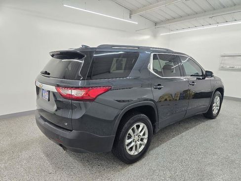 Used 2021 Chevrolet Traverse LT FWD image 7