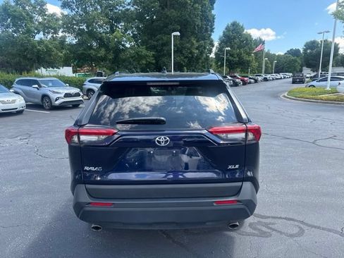 Used 2025 Toyota RAV4 XLE FWD image 12