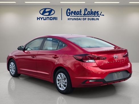 Used 2020 Hyundai Elantra SE FWD image 3