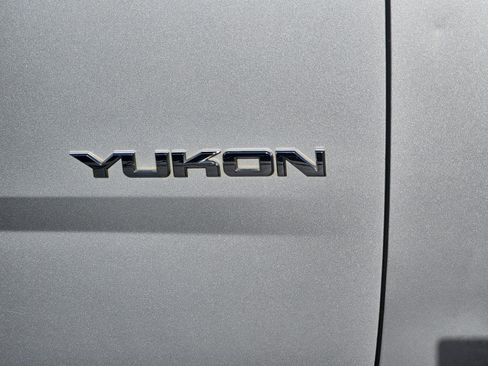 Used 2016 GMC Yukon SLE w/ Convenience Package image 7