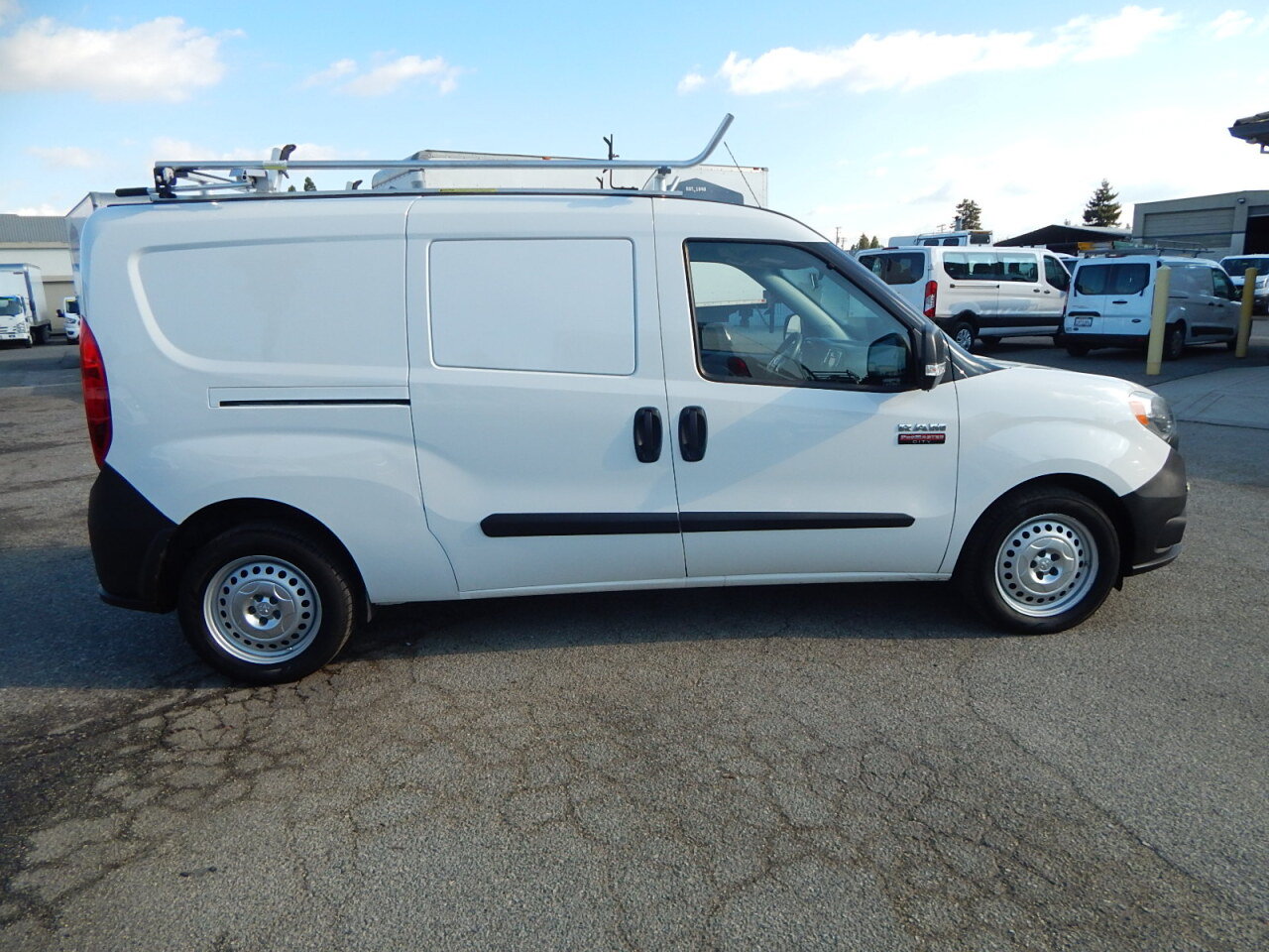 Used 2020 RAM ProMaster City Tradesman FWD image 9