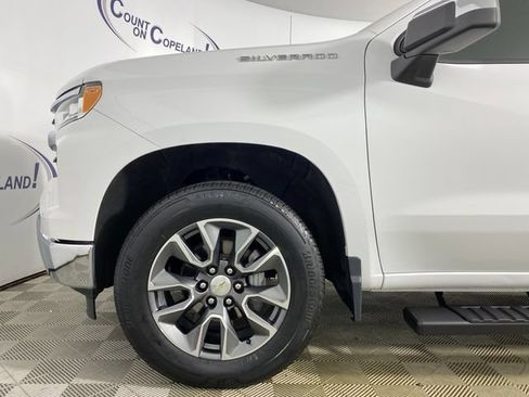 Used 2023 Chevrolet Silverado 1500 LT AWD/4WD image 28
